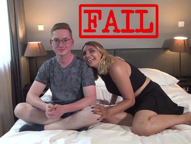 Yosh yigitning qattiq sikilayotgani haqidagi porno videolarni tomosha qiling Rus yosh mushuk